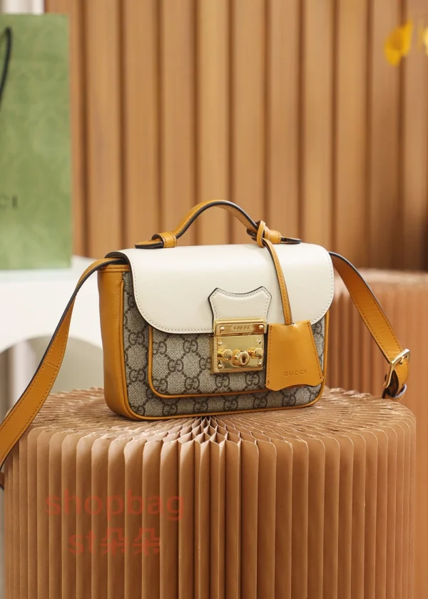 古馳精品包 經典Padlock MINI 雙色拼接掛鎖造型手提肩背包 658487