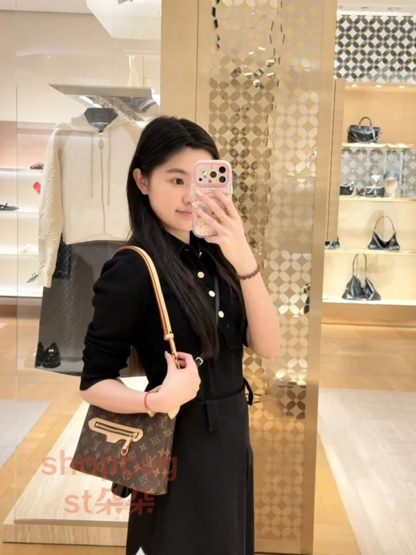 頂級高仿 LV Lineup BB 老花 兩用包 肩背包 M28423：圖片 20
