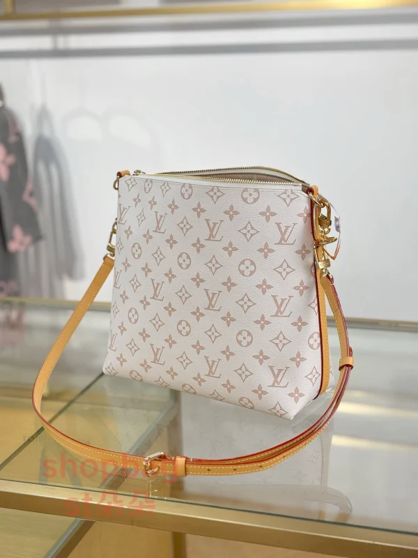 高仿包 LV Multipass 新款2026 白花斜挎包 M2A078：圖片 5