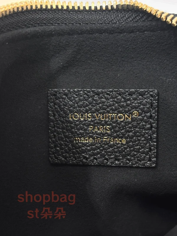 高仿包 LV NANO Boulogne Monogram epi 黑色法棍系列 牛角包- M28427：圖片 11