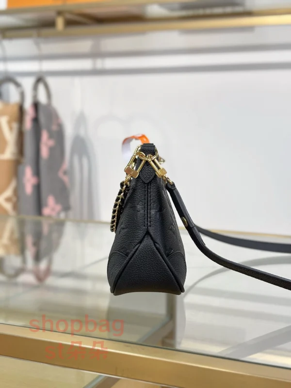 高仿包 LV NANO Boulogne Monogram epi 黑色法棍系列 牛角包- M28427：圖片 8