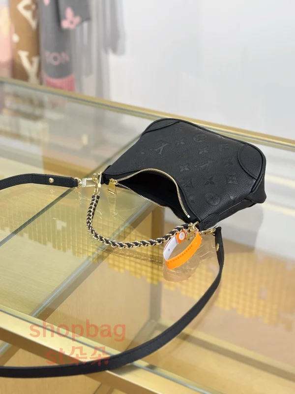 高仿包 LV NANO Boulogne Monogram epi 黑色法棍系列 牛角包- M28427：圖片 6