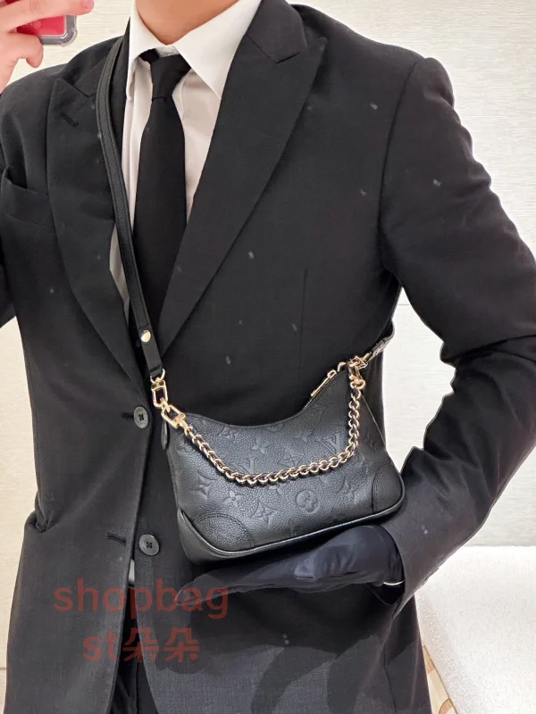 高仿包 LV NANO Boulogne Monogram epi 黑色法棍系列 牛角包- M28427：圖片 19