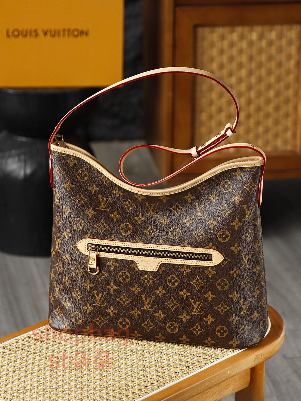 高仿包包 LV Lineup 老花 兩用包 肩背包 M27335 7 高仿包包 LV Lineup 老花 兩用包 肩背包 M27335 實拍效果展示