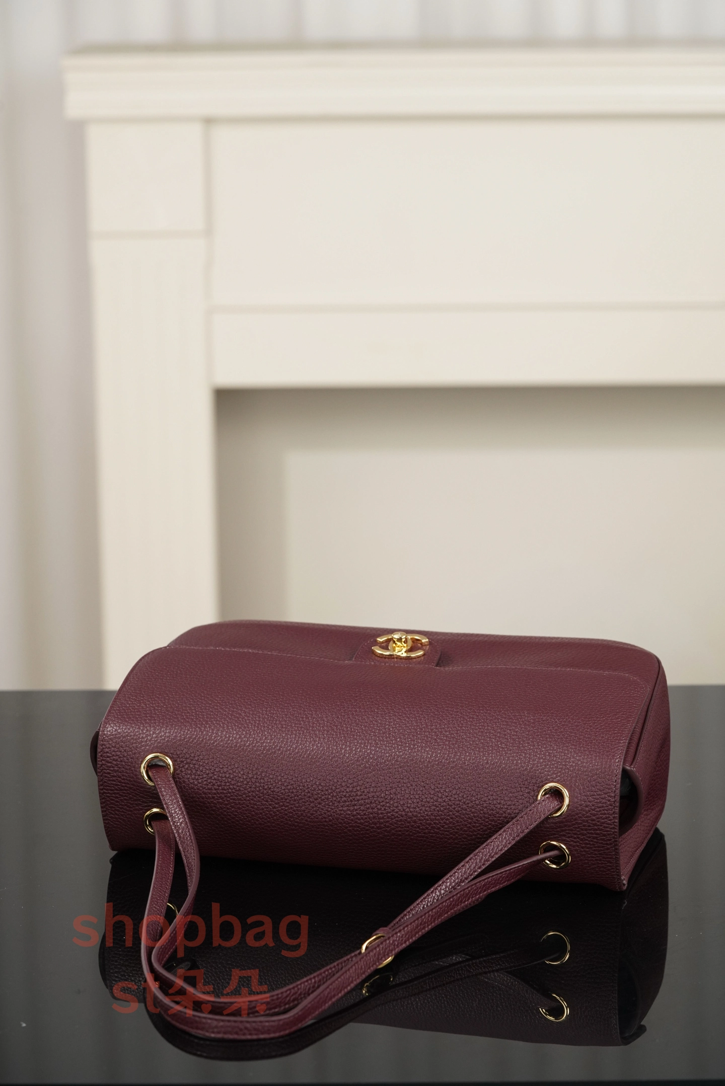 高仿精品包 CHANEL 26S 𝐆𝐃同款CF 大號 紅色金扣 口蓋包包 AS6231 8 高仿精品包 CHANEL 26S 𝐆𝐃同款CF 大號 紅色金扣 口蓋包包 AS6231