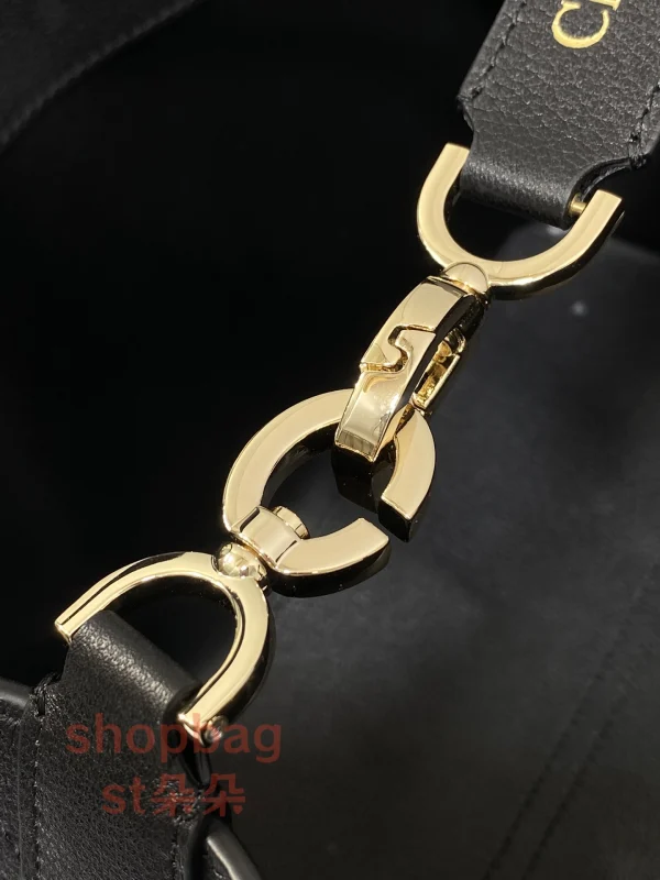 高仿迪奧 Toujours 中號 大籐格紋小牛皮 水桶類型 超能裝 土著包 M2821OCUQ：圖片 6