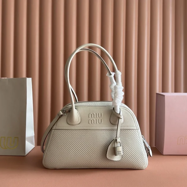 高仿包 MiuMiu Vivant 新款 鏤空皮革手袋 5BB199：圖片 2