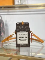 高仿包 LV 2026 早秋男裝系 牛奶盒造型 老花 單肩包 M29326：圖片 2