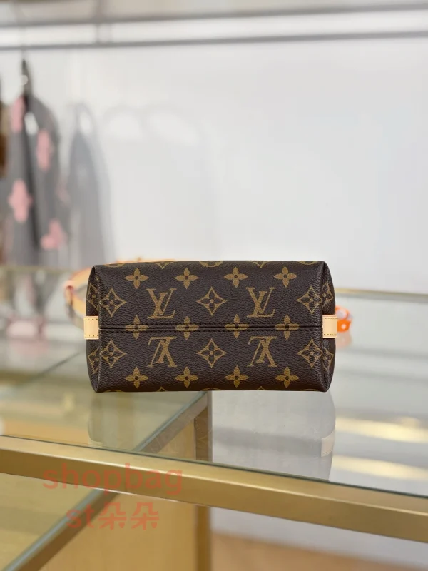 高仿包 LV MULTIPASS Mini 新款2026 老花斜挎包 M29099：圖片 10