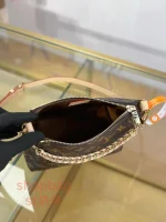 高仿包 LV MULTIPASS Mini 新款2026 老花斜挎包 M29099：圖片 7
