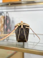 高仿包 LV Nano Frivole Monogram 帆布 老花 斜挎包 M29537：圖片 8