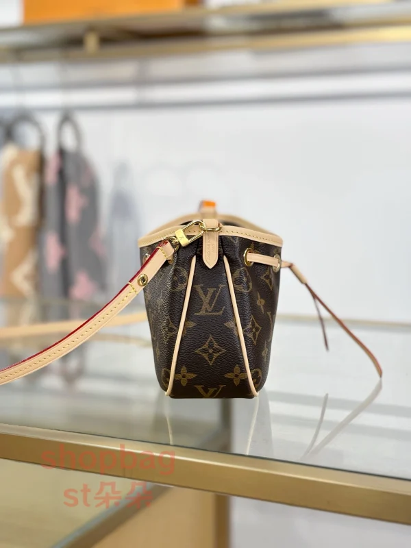 高仿包 LV Nano Frivole Monogram 帆布 老花 斜挎包 M29537：圖片 8