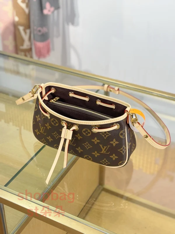 高仿包 LV Nano Frivole Monogram 帆布 老花 斜挎包 M29537：圖片 5