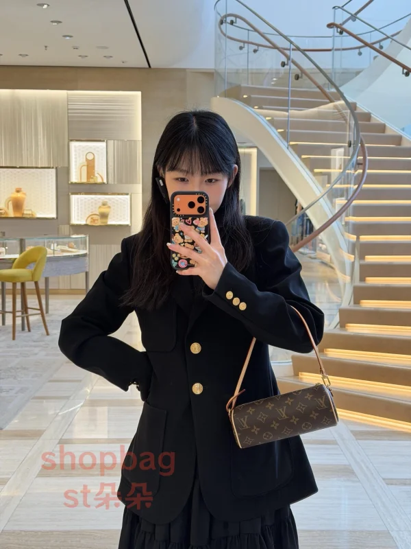 高仿包 LV Pochette Papillon 新款 老花 小圓筒包 M25703：圖片 24