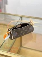 高仿包 LV Pochette Papillon 新款 老花 小圓筒包 M25703：圖片 6