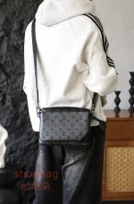 高仿包 LV Trio郵差包 黑花三合一斜挎包 M69443：圖片 22