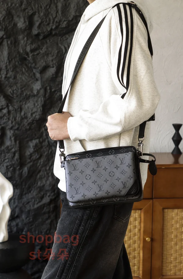 高仿包 LV Trio郵差包 黑花三合一斜挎包 M69443：圖片 20